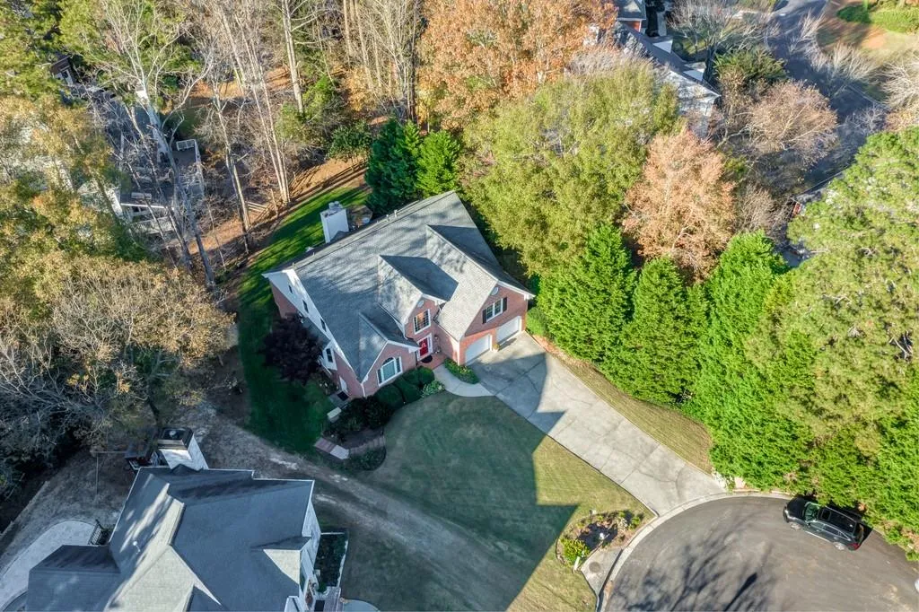 130 Trellis Place, Sandy Springs, Georgia 30350, 5 Bedrooms Bedrooms, ,4 BathroomsBathrooms,Residential,Sold,130 Trellis Place,6829532