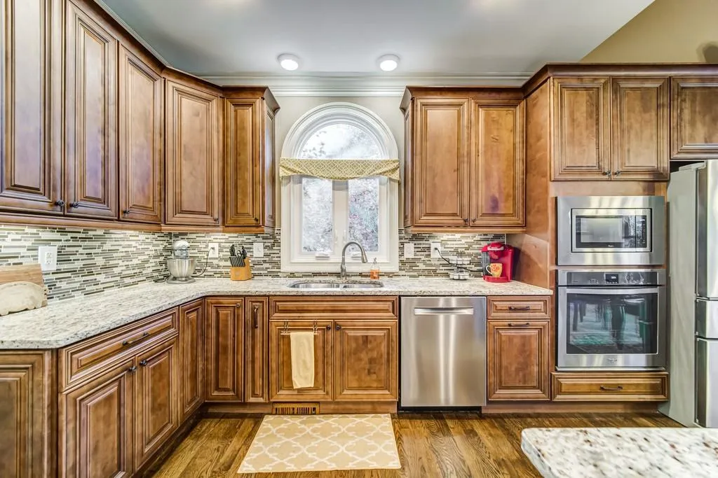 130 Trellis Place, Sandy Springs, Georgia 30350, 5 Bedrooms Bedrooms, ,4 BathroomsBathrooms,Residential,Sold,130 Trellis Place,6829532