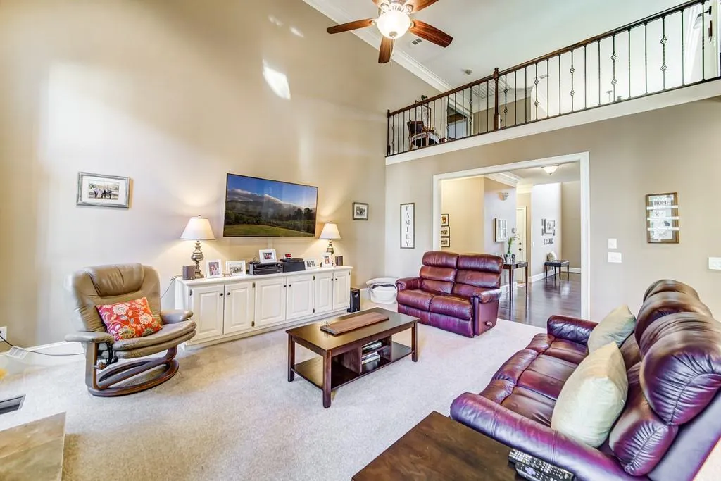 130 Trellis Place, Sandy Springs, Georgia 30350, 5 Bedrooms Bedrooms, ,4 BathroomsBathrooms,Residential,Sold,130 Trellis Place,6829532