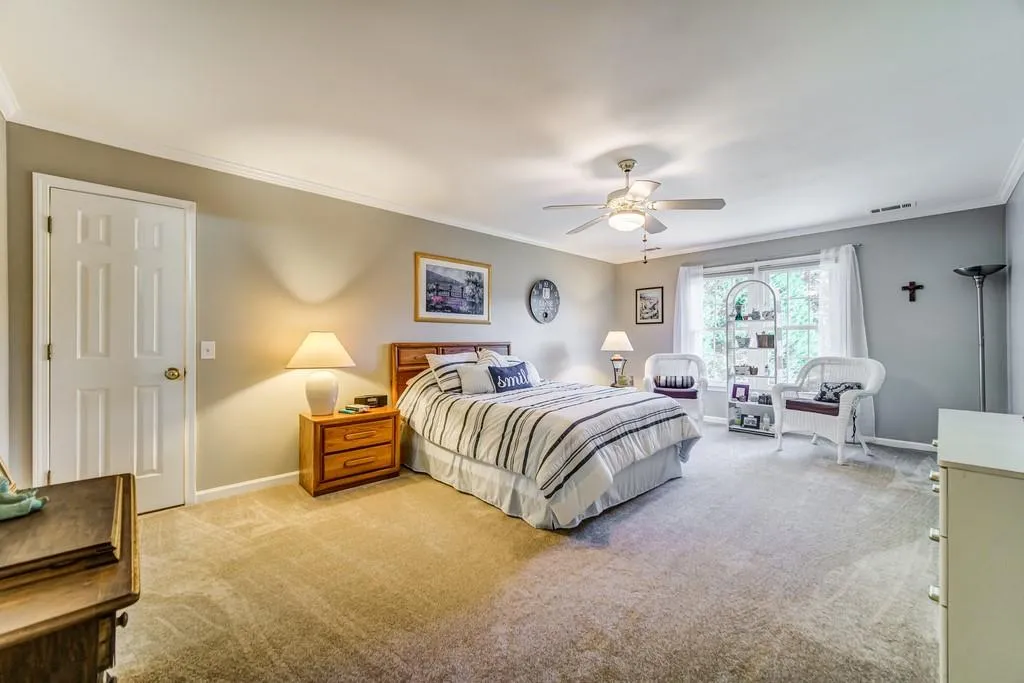 130 Trellis Place, Sandy Springs, Georgia 30350, 5 Bedrooms Bedrooms, ,4 BathroomsBathrooms,Residential,Sold,130 Trellis Place,6829532
