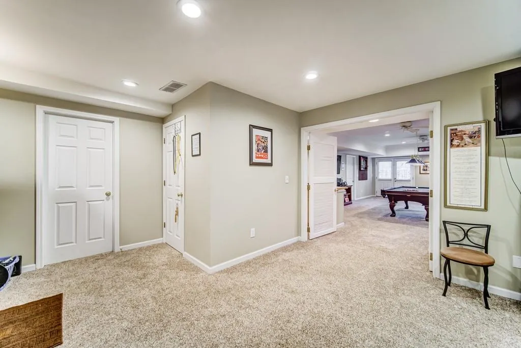 130 Trellis Place, Sandy Springs, Georgia 30350, 5 Bedrooms Bedrooms, ,4 BathroomsBathrooms,Residential,Sold,130 Trellis Place,6829532