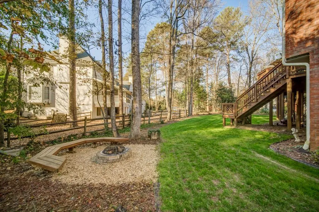 130 Trellis Place, Sandy Springs, Georgia 30350, 5 Bedrooms Bedrooms, ,4 BathroomsBathrooms,Residential,Sold,130 Trellis Place,6829532