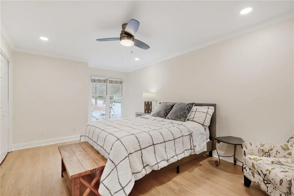 Georgia 30328, ,2 BathroomsBathrooms,Residential,For Sale,7701189