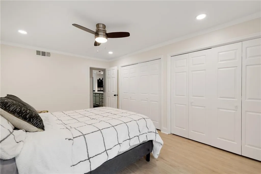 Georgia 30328, ,2 BathroomsBathrooms,Residential,For Sale,7701189