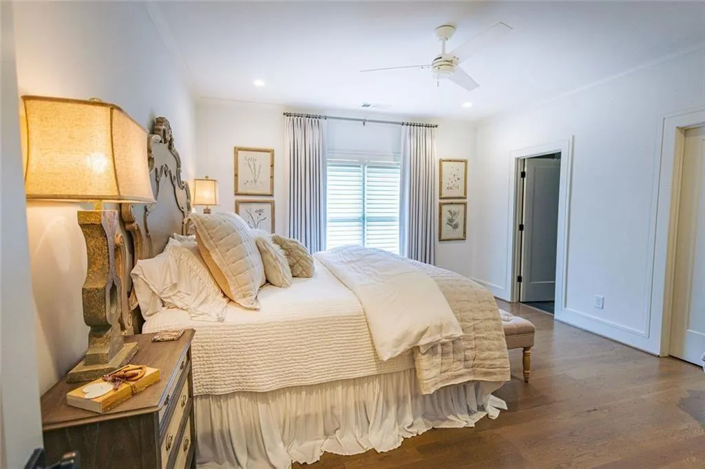 702 Bass Way, Sandy Springs, Georgia 30328, 5 Bedrooms Bedrooms, ,6 BathroomsBathrooms,Residential,For Sale,702 Bass Way,7643869