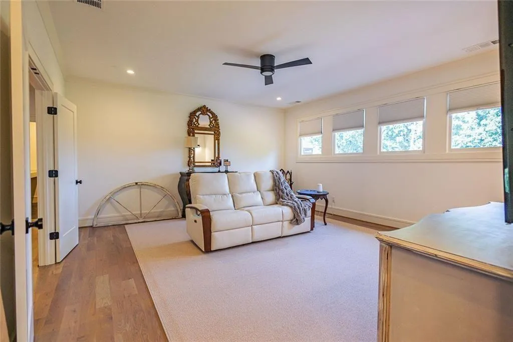 702 Bass Way, Sandy Springs, Georgia 30328, 5 Bedrooms Bedrooms, ,6 BathroomsBathrooms,Residential,For Sale,702 Bass Way,7643869