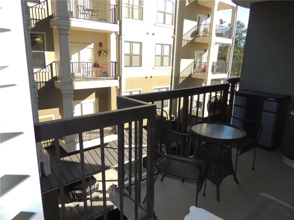 795 Hammond Drive Unit 303, Atlanta, Georgia 30328, 1 Bedroom Bedrooms, ,1 BathroomBathrooms,Residential,Sold,795 Hammond Drive Unit 303,6024338