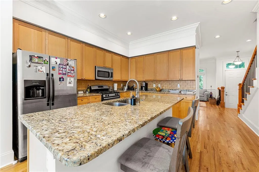 2382 Crescent Park Court, Atlanta, Georgia 30339, 3 Bedrooms Bedrooms, ,3 BathroomsBathrooms,Residential,For Sale,2382 Crescent Park Court,7612960