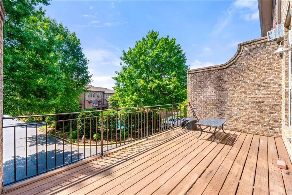 2382 Crescent Park Court, Atlanta, Georgia 30339, 3 Bedrooms Bedrooms, ,3 BathroomsBathrooms,Residential,For Sale,2382 Crescent Park Court,7612960