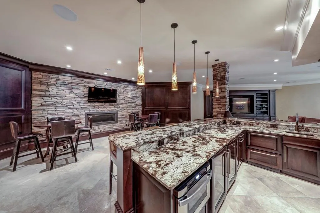 310 Heards Ferry Road, Sandy Springs, Georgia 30328, 6 Bedrooms Bedrooms, ,6 BathroomsBathrooms,Residential,Sold,310 Heards Ferry Road,6810247