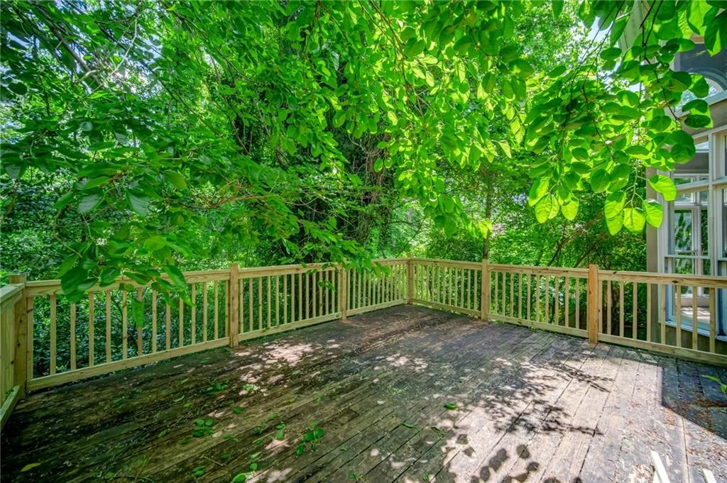 170 Northland Ridge Trail, Sandy Springs, Georgia 30342, 6 Bedrooms Bedrooms, ,4 BathroomsBathrooms,Residential,Sold,170 Northland Ridge Trail,6884500