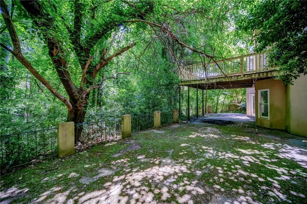 170 Northland Ridge Trail, Sandy Springs, Georgia 30342, 6 Bedrooms Bedrooms, ,4 BathroomsBathrooms,Residential,Sold,170 Northland Ridge Trail,6884500