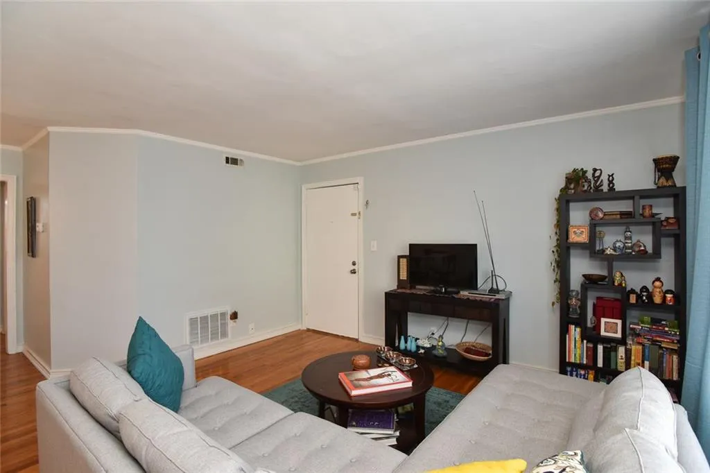 2230 Cheshire Bridge Road Ne Unit 110a, Atlanta, Georgia 30324, 1 Bedroom Bedrooms, ,1 BathroomBathrooms,Residential,Sold,2230 Cheshire Bridge Road Ne Unit 110a,5816428