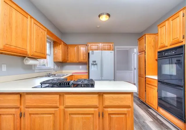 1 Forest Ridge Court, Sandy Springs, Georgia 30350, 3 Bedrooms Bedrooms, ,3 BathroomsBathrooms,Residential,Sold,1 Forest Ridge Court,6839240