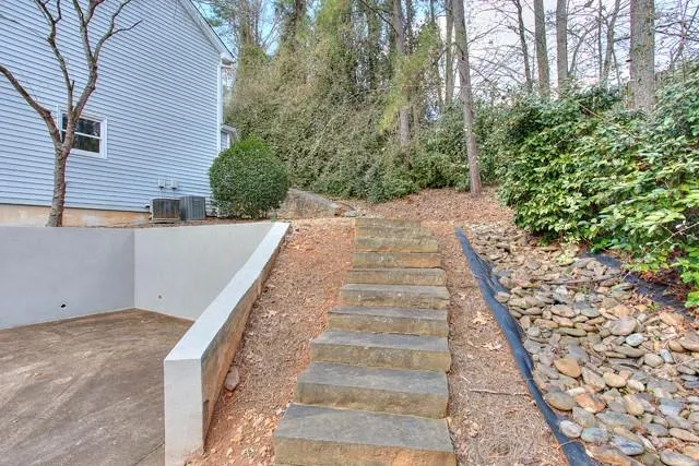 1 Forest Ridge Court, Sandy Springs, Georgia 30350, 3 Bedrooms Bedrooms, ,3 BathroomsBathrooms,Residential,Sold,1 Forest Ridge Court,6839240