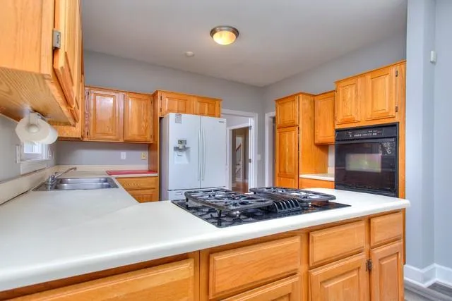 1 Forest Ridge Court, Sandy Springs, Georgia 30350, 3 Bedrooms Bedrooms, ,3 BathroomsBathrooms,Residential,Sold,1 Forest Ridge Court,6839240