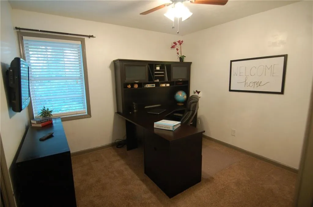 7750 Roswell Road Unit 6d, Sandy Springs, Georgia 30350, 3 Bedrooms Bedrooms, ,2 BathroomsBathrooms,Residential,Sold,7750 Roswell Road Unit 6d,6723105