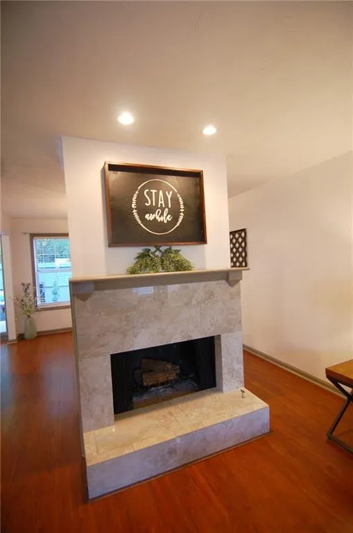 7750 Roswell Road Unit 6d, Sandy Springs, Georgia 30350, 3 Bedrooms Bedrooms, ,2 BathroomsBathrooms,Residential,Sold,7750 Roswell Road Unit 6d,6723105