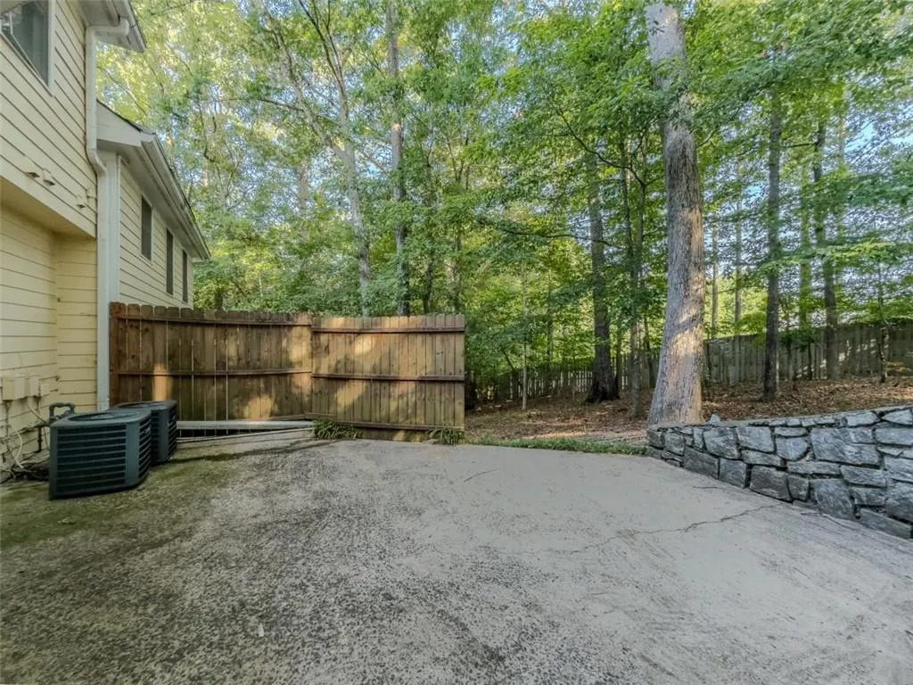 13 Forest Ridge Court, Sandy Springs, Georgia 30350, 2 Bedrooms Bedrooms, ,2 BathroomsBathrooms,Residential,For Sale,13 Forest Ridge Court,7621308