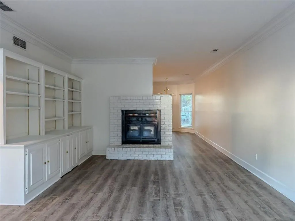 13 Forest Ridge Court, Sandy Springs, Georgia 30350, 2 Bedrooms Bedrooms, ,2 BathroomsBathrooms,Residential,For Sale,13 Forest Ridge Court,7621308