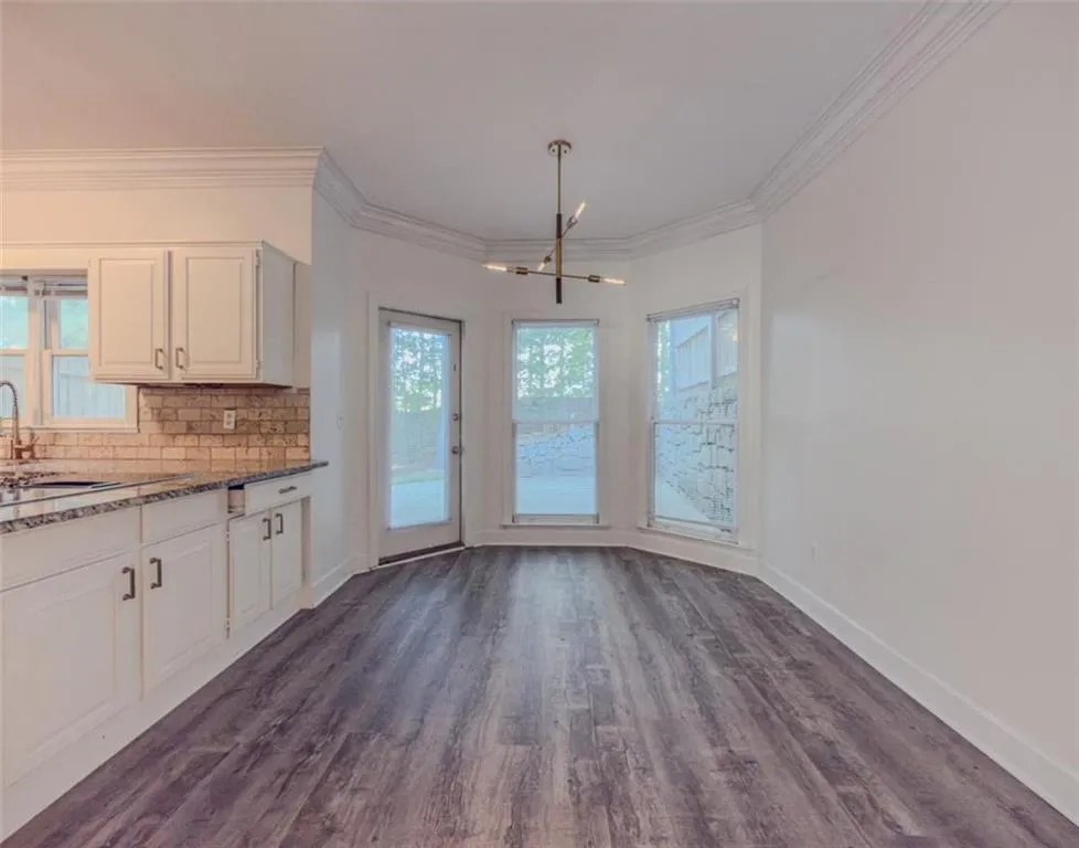 13 Forest Ridge Court, Sandy Springs, Georgia 30350, 2 Bedrooms Bedrooms, ,2 BathroomsBathrooms,Residential,For Sale,13 Forest Ridge Court,7621308