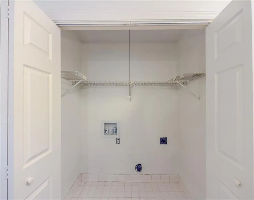 13 Forest Ridge Court, Sandy Springs, Georgia 30350, 2 Bedrooms Bedrooms, ,2 BathroomsBathrooms,Residential,For Sale,13 Forest Ridge Court,7621308