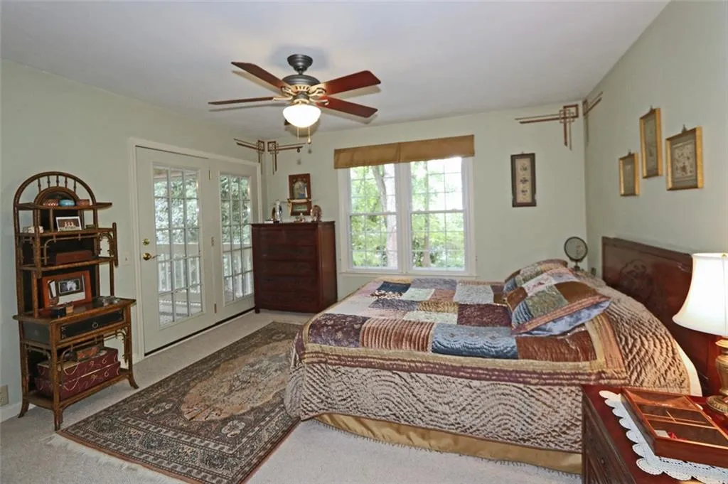 704 Dunwoody Chace, Sandy Springs, Georgia 30328, 4 Bedrooms Bedrooms, ,2 BathroomsBathrooms,Residential,Sold,704 Dunwoody Chace,6079962