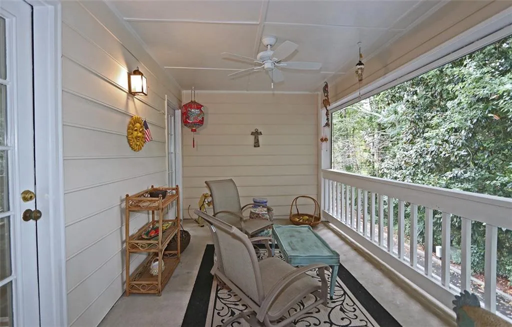 704 Dunwoody Chace, Sandy Springs, Georgia 30328, 4 Bedrooms Bedrooms, ,2 BathroomsBathrooms,Residential,Sold,704 Dunwoody Chace,6079962