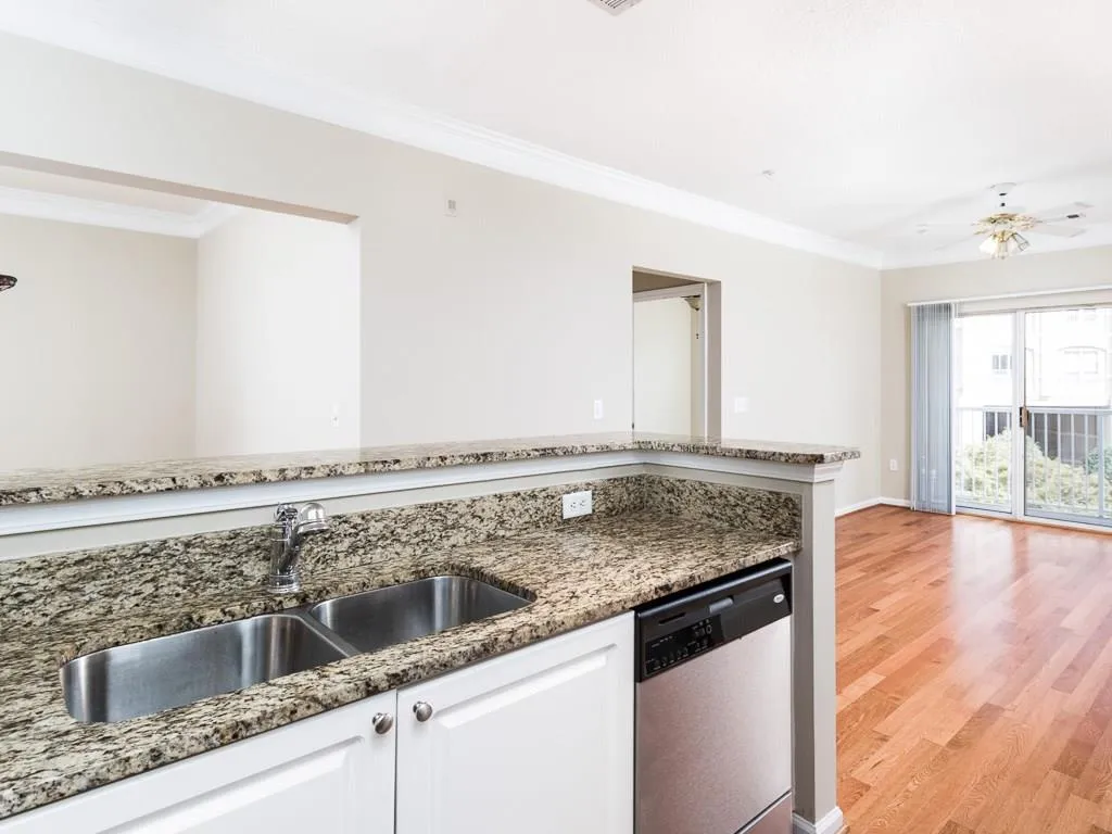 10 Perimeter Summit Boulevard Ne Unit 4342, Brookhaven, Georgia 30319, 2 Bedrooms Bedrooms, ,2 BathroomsBathrooms,Residential,Sold,10 Perimeter Summit Boulevard Ne Unit 4342,5906924