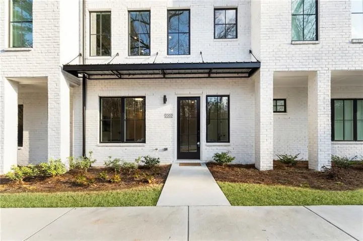 2202 Carlton Court, Atlanta, Georgia 30318