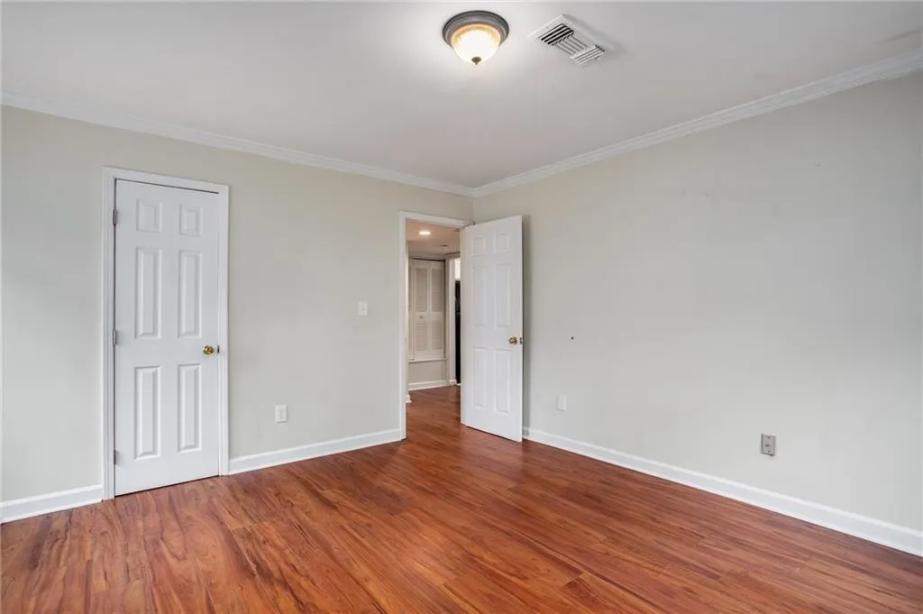 6001 Wingate Way, Sandy Springs, Georgia 30350, 1 Bedroom Bedrooms, ,1 BathroomBathrooms,Residential,Sold,6001 Wingate Way,7021722