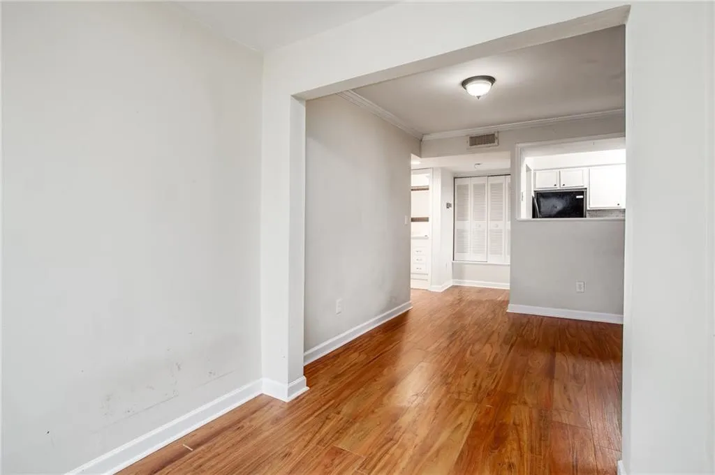 6001 Wingate Way, Sandy Springs, Georgia 30350, 1 Bedroom Bedrooms, ,1 BathroomBathrooms,Residential,Sold,6001 Wingate Way,7021722