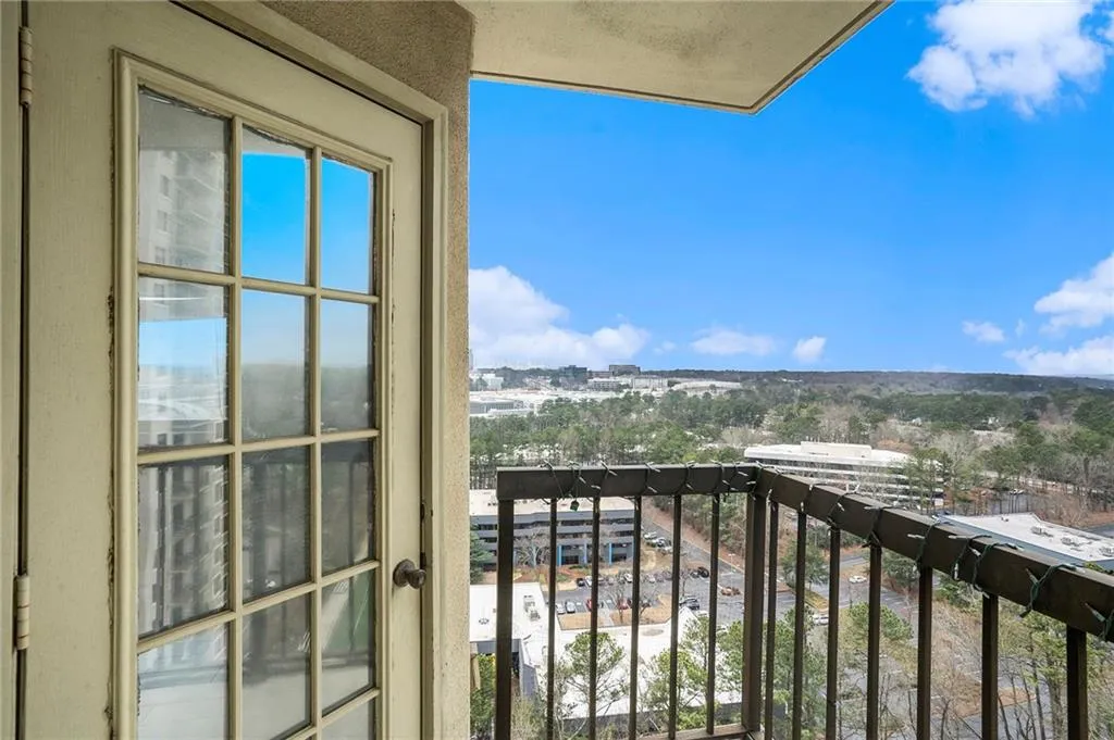 795 Hammond Drive Unit 2008, Atlanta, Georgia 30328, 1 Bedroom Bedrooms, ,1 BathroomBathrooms,Residential,Sold,795 Hammond Drive Unit 2008,7181045