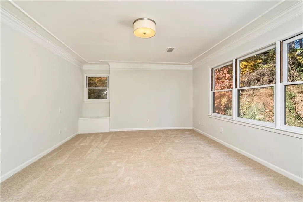 9600 Huntcliff Trace, Sandy Springs, Georgia 30350, 4 Bedrooms Bedrooms, ,3 BathroomsBathrooms,Residential,Sold,9600 Huntcliff Trace,6959310