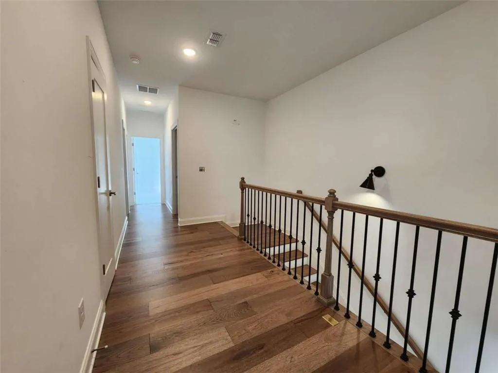 3794 Allegretto Circle, Atlanta, Georgia 30339, 5 Bedrooms Bedrooms, ,4 BathroomsBathrooms,Residential,For Sale,3794 Allegretto Circle,7615668