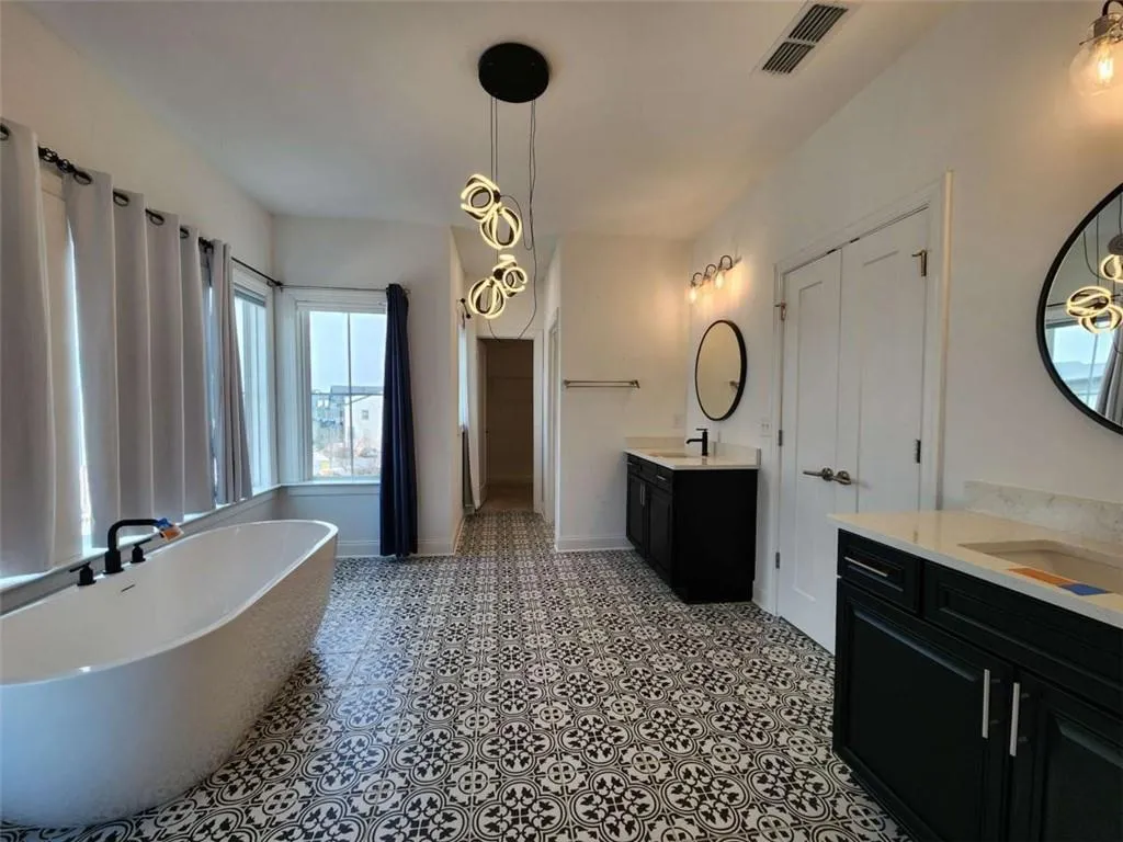 3794 Allegretto Circle, Atlanta, Georgia 30339, 5 Bedrooms Bedrooms, ,4 BathroomsBathrooms,Residential,For Sale,3794 Allegretto Circle,7615668