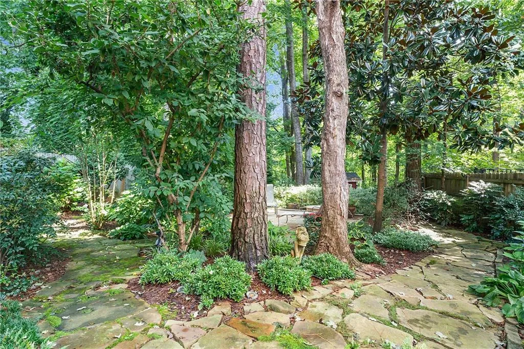 945 Roberts Landing Cove, Sandy Springs, Georgia 30350, 4 Bedrooms Bedrooms, ,3 BathroomsBathrooms,Residential,Sold,945 Roberts Landing Cove,6853612