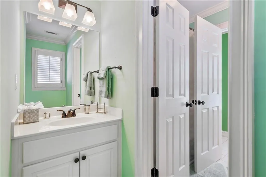 945 Roberts Landing Cove, Sandy Springs, Georgia 30350, 4 Bedrooms Bedrooms, ,3 BathroomsBathrooms,Residential,Sold,945 Roberts Landing Cove,6853612