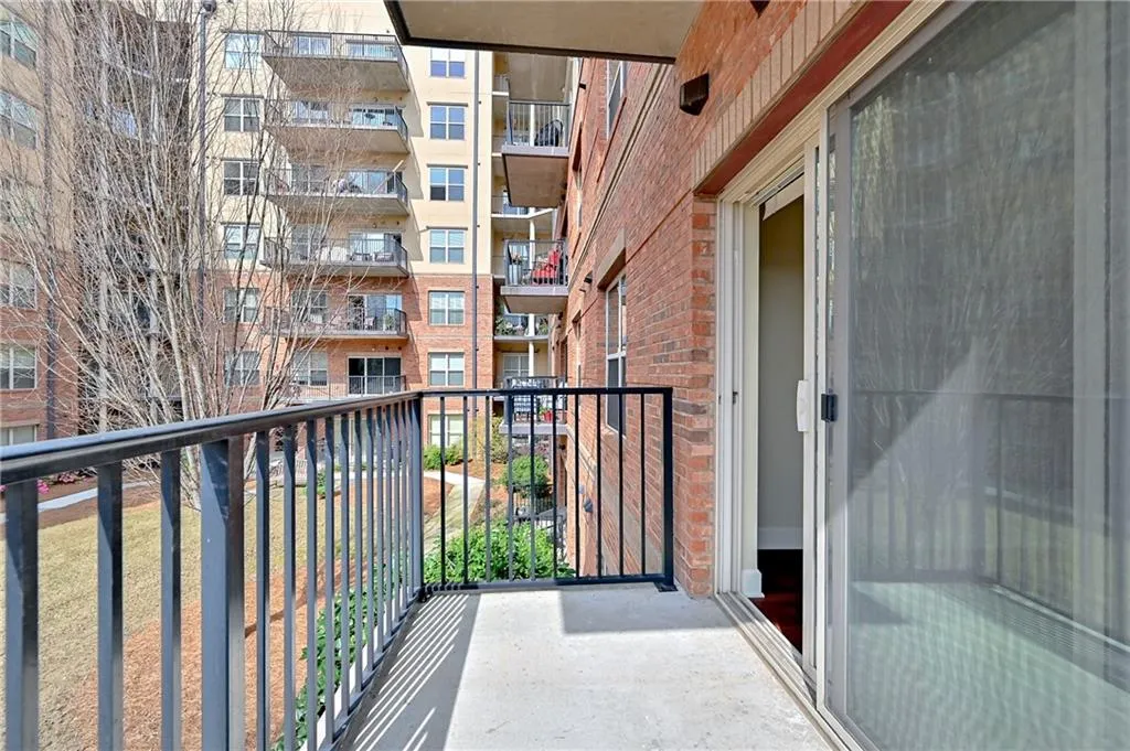 200 River Vista Drive Unit 227, Atlanta, Georgia 30339, 1 Bedroom Bedrooms, ,1 BathroomBathrooms,Residential,Sold,200 River Vista Drive Unit 227,6698144