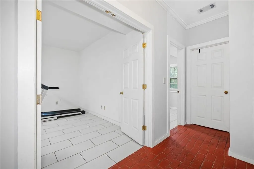 31 Greenland Trace, Atlanta, Georgia 30342, 4 Bedrooms Bedrooms, ,4 BathroomsBathrooms,Residential,For Sale,31 Greenland Trace,7719829
