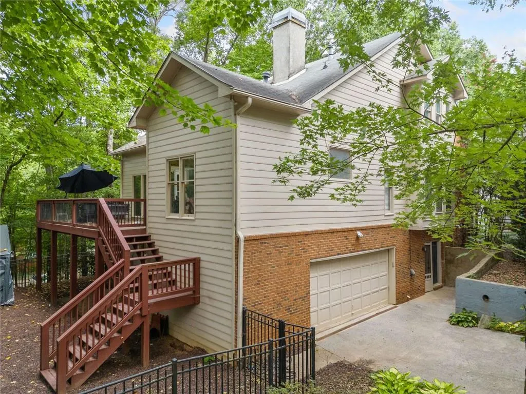 31 Greenland Trace, Atlanta, Georgia 30342, 4 Bedrooms Bedrooms, ,4 BathroomsBathrooms,Residential,For Sale,31 Greenland Trace,7719829