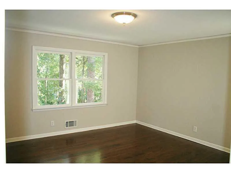 645 Spalding Drive, Atlanta, Georgia 30328, 5 Bedrooms Bedrooms, ,3 BathroomsBathrooms,Residential,Sold,645 Spalding Drive,5390446