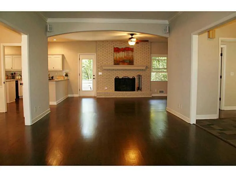 645 Spalding Drive, Atlanta, Georgia 30328, 5 Bedrooms Bedrooms, ,3 BathroomsBathrooms,Residential,Sold,645 Spalding Drive,5390446