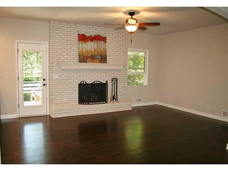 645 Spalding Drive, Atlanta, Georgia 30328, 5 Bedrooms Bedrooms, ,3 BathroomsBathrooms,Residential,Sold,645 Spalding Drive,5390446