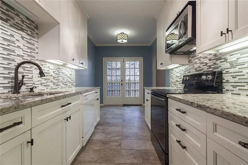 907 Brandywine Circle, Sandy Springs, Georgia 30350, 3 Bedrooms Bedrooms, ,2 BathroomsBathrooms,Residential,Sold,907 Brandywine Circle,6650764