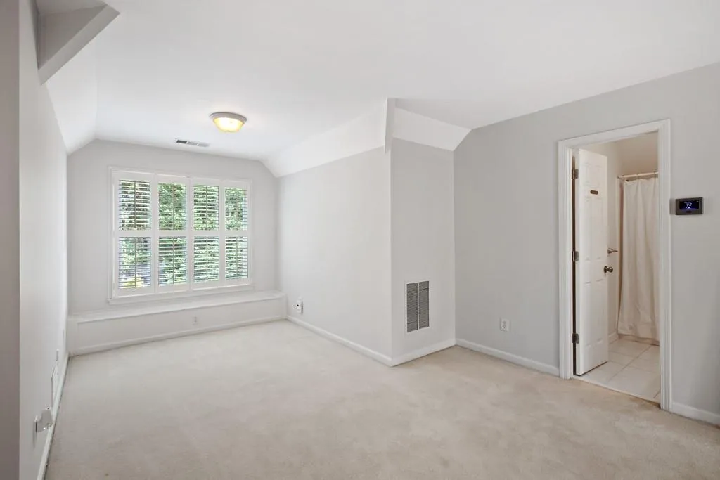 1120 Whitehall Pointe, Sandy Springs, Georgia 30338, 5 Bedrooms Bedrooms, ,4 BathroomsBathrooms,Residential,Sold,1120 Whitehall Pointe,6785133