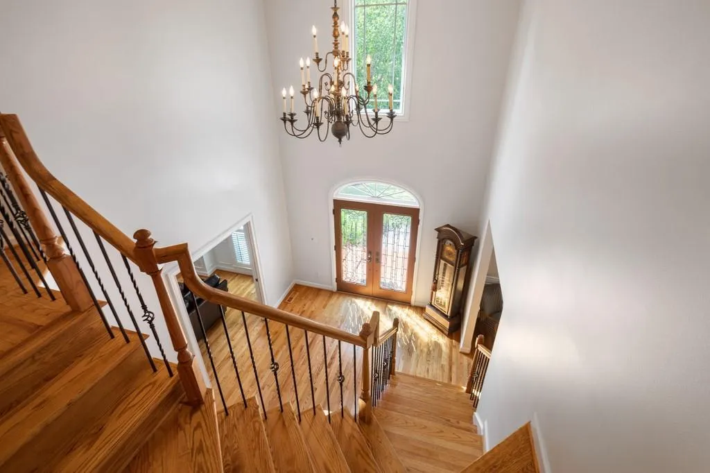1120 Whitehall Pointe, Sandy Springs, Georgia 30338, 5 Bedrooms Bedrooms, ,4 BathroomsBathrooms,Residential,Sold,1120 Whitehall Pointe,6785133