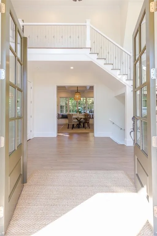 827 Sherwood Road Ne, Atlanta, Georgia 30324, 5 Bedrooms Bedrooms, ,5 BathroomsBathrooms,Residential,Sold,827 Sherwood Road Ne,6010208
