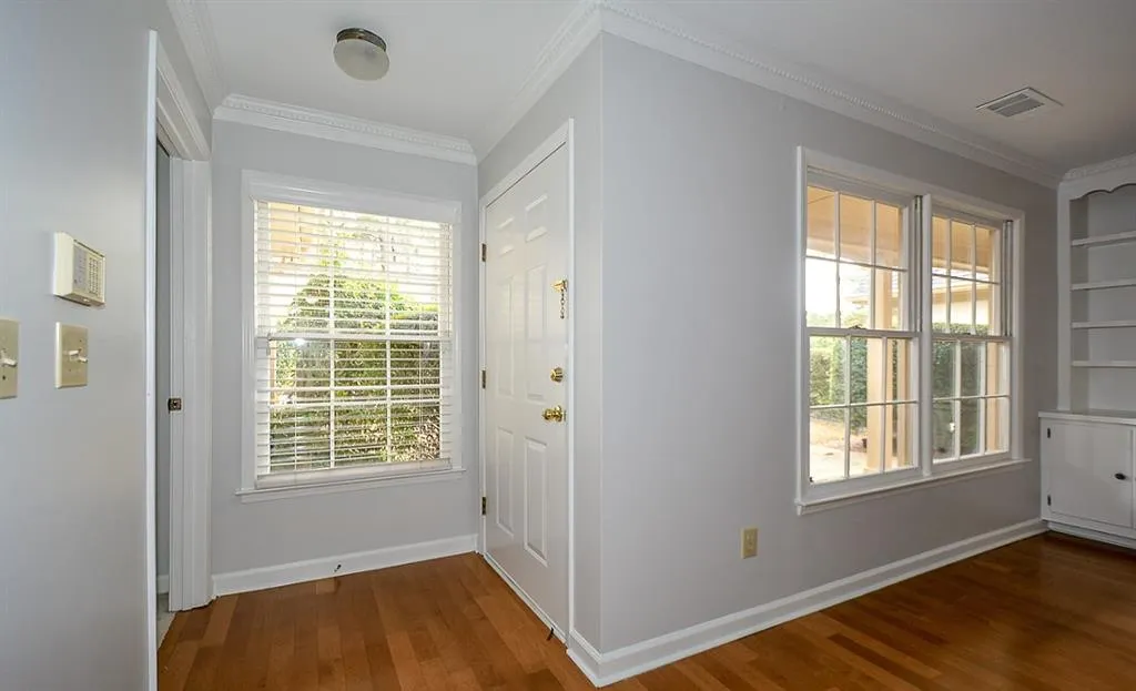 9110 Carroll Manor Drive, Sandy Springs, Georgia 30350, 2 Bedrooms Bedrooms, ,2 BathroomsBathrooms,Residential,Sold,9110 Carroll Manor Drive,6120098