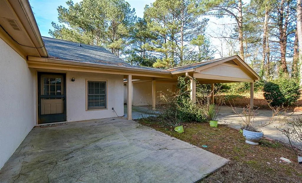 9110 Carroll Manor Drive, Sandy Springs, Georgia 30350, 2 Bedrooms Bedrooms, ,2 BathroomsBathrooms,Residential,Sold,9110 Carroll Manor Drive,6120098